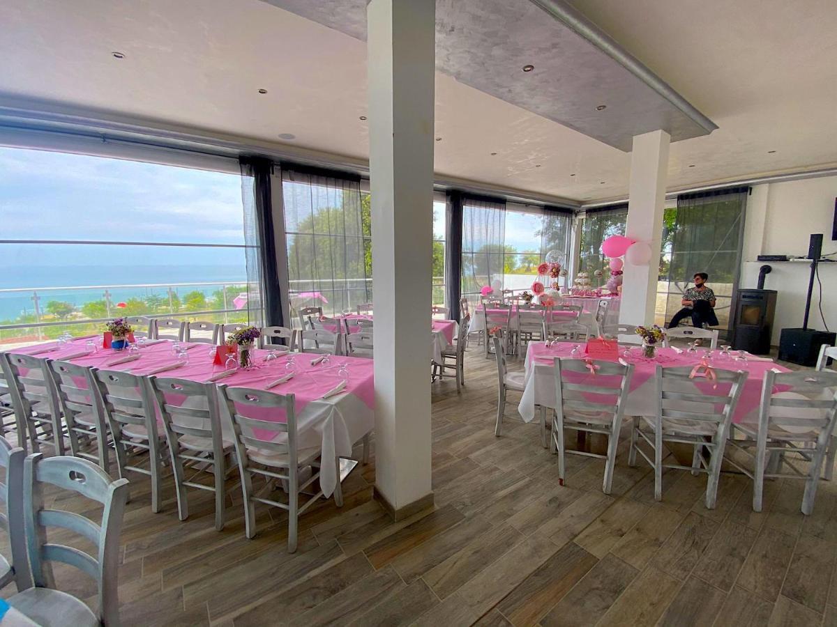 Frontemare Hotel Village & Ristorante Rodi Garganico Kültér fotó