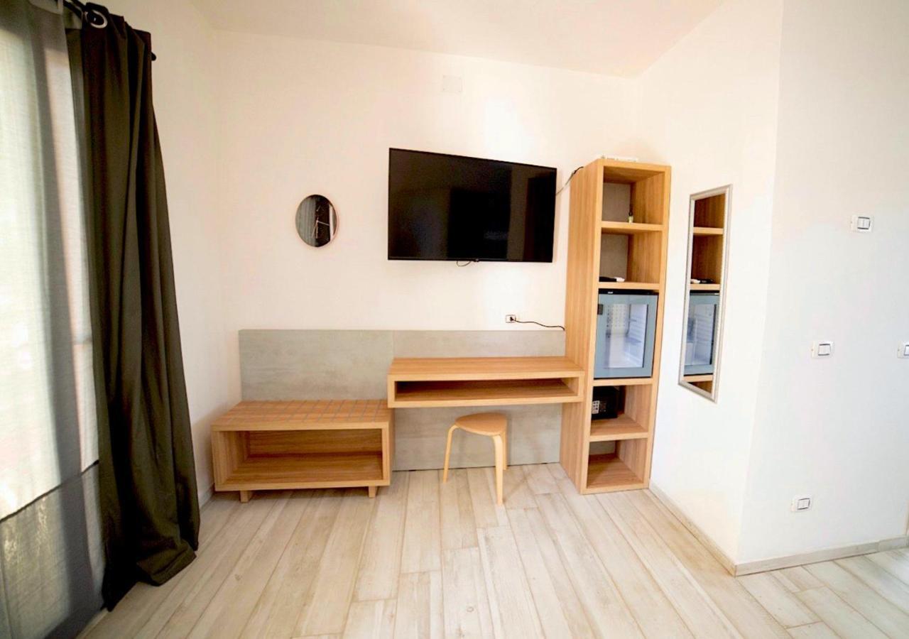 Frontemare Hotel Village & Ristorante Rodi Garganico Kültér fotó